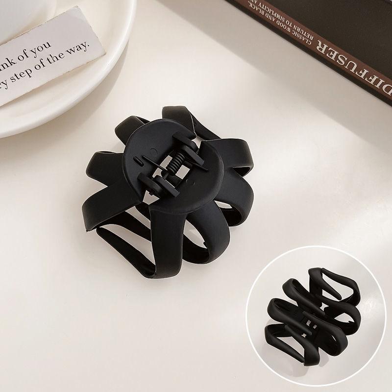 Pill Head Grip Clip Fluffy Tools Coiled Hair Bud Head Clip Back Of The Head Fixed Hair Clip Styling Auxiliary Hair Clip
Pill Head Grip Clip Fluffy Tools Coiled Hair Bud Head Clip Back Of The Head Fixed Hair Clip Styling Auxiliary Hair Clip