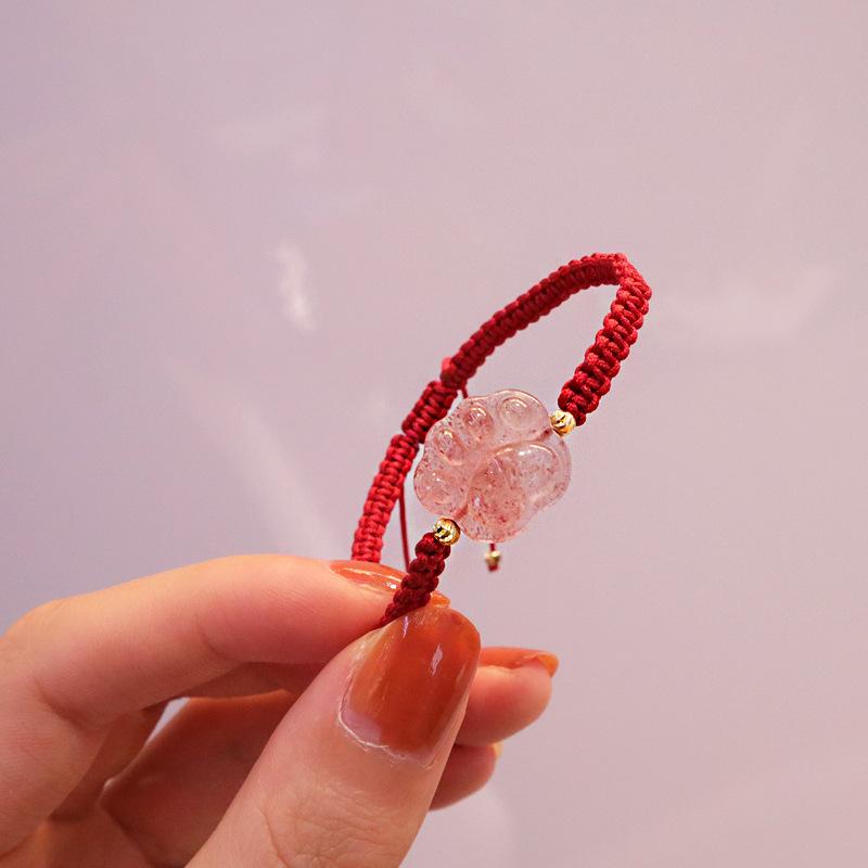 Hand-woven natural strawberry crystal bracelet Bangles Women Fashion Jewelry accessories Gift
Hand-woven natural strawberry crystal bracelet Bangles Women Fashion Jewelry accessories Gift