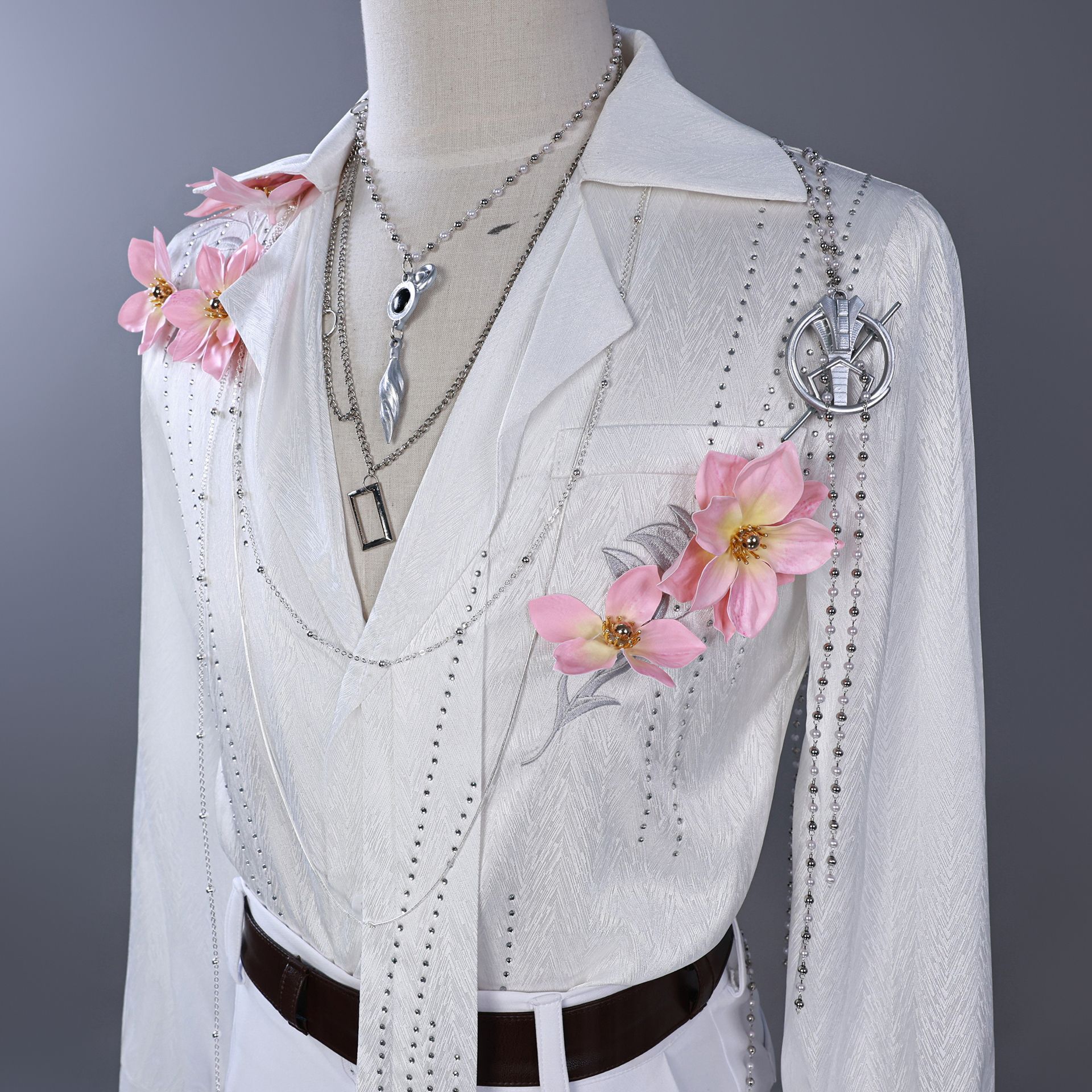 Любовь и Глубокий космос Косплей костюм Калеба Цветочная рубашка Брюки Ароматное владение Униформа Хэллоуин Вечеринка Женщины Мужчины Реквизит M
Любовь и Глубокий космос Косплей костюм Калеба Цветочная рубашка Брюки Ароматное владение Униформа Хэллоуин Вечеринка Женщины Мужчины Реквизит M