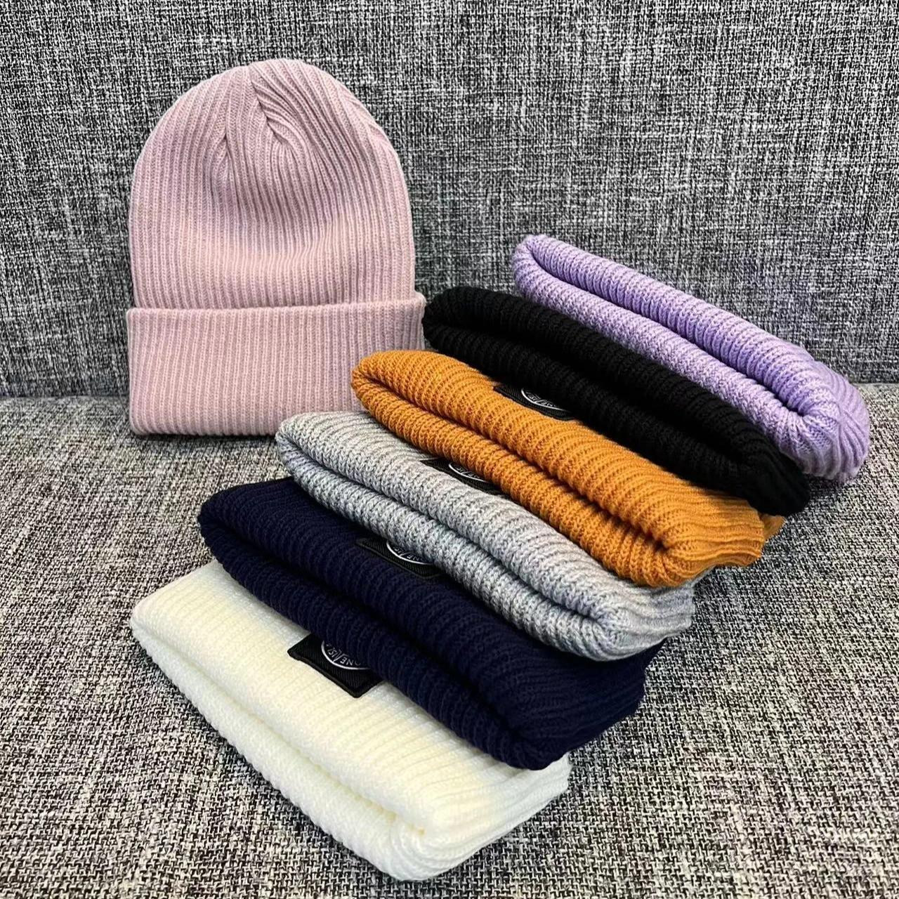 Beanhat Высококачественная хлопковая повседневная beanhat для мужчин и женщин, теплая вязаная зимняя шапка, модная однотонная унисекс-шапка чёрный
Beanhat Высококачественная хлопковая повседневная beanhat для мужчин и женщин, теплая вязаная зимняя шапка, модная однотонная унисекс-шапка чёрный