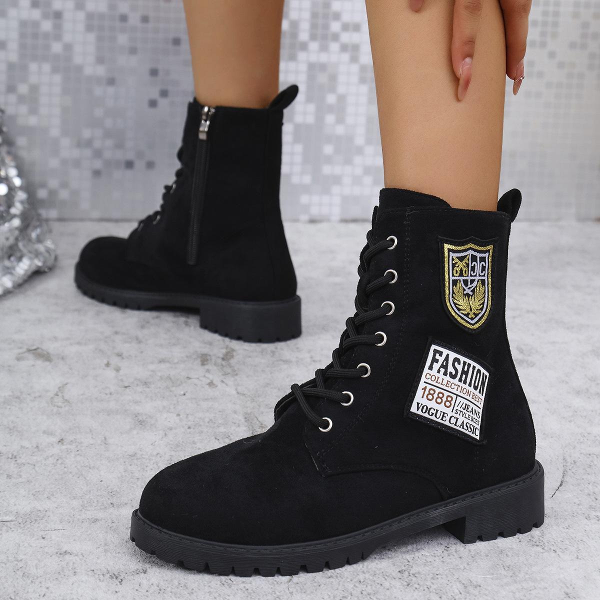 2024 autumn and winter foreign trade new medium tube front lace-up viscose shoes suede thick heel round head Martin boots women 36 чёрный
2024 autumn and winter foreign trade new medium tube front lace-up viscose shoes suede thick heel round head Martin boots women 36 чёрный