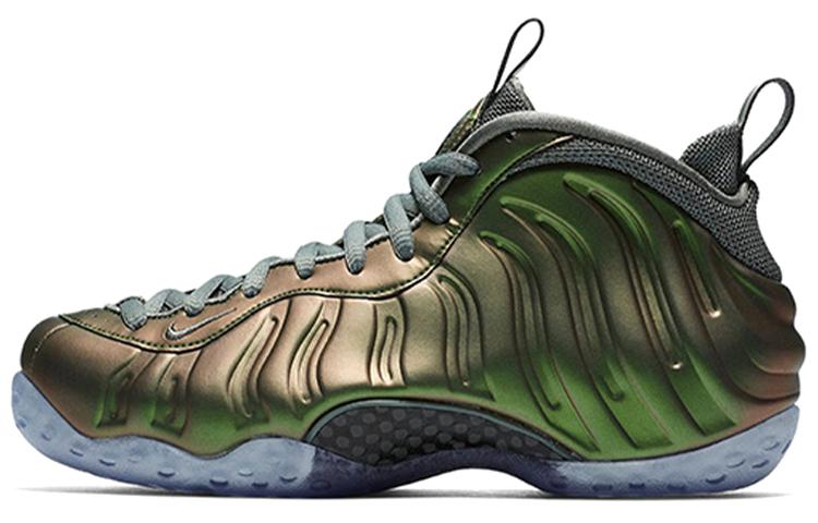 Nike Air Foamposite One Iridescent Women s AA3963-001 42
Nike Air Foamposite One Iridescent Women s AA3963-001 42