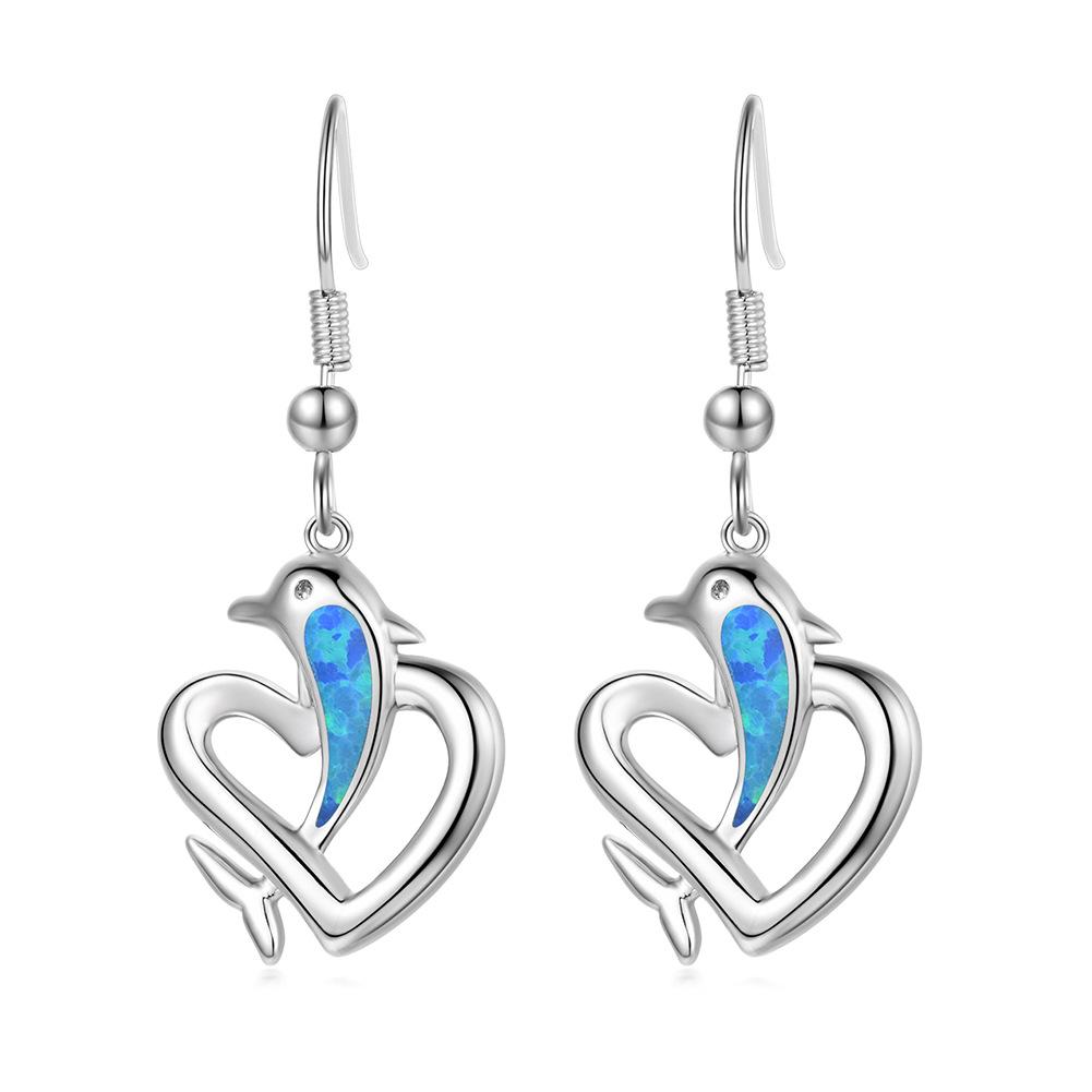 European and American New Cartoon Mini Dolphin Heart Earrings for Women Simple and Fashionable
European and American New Cartoon Mini Dolphin Heart Earrings for Women Simple and Fashionable