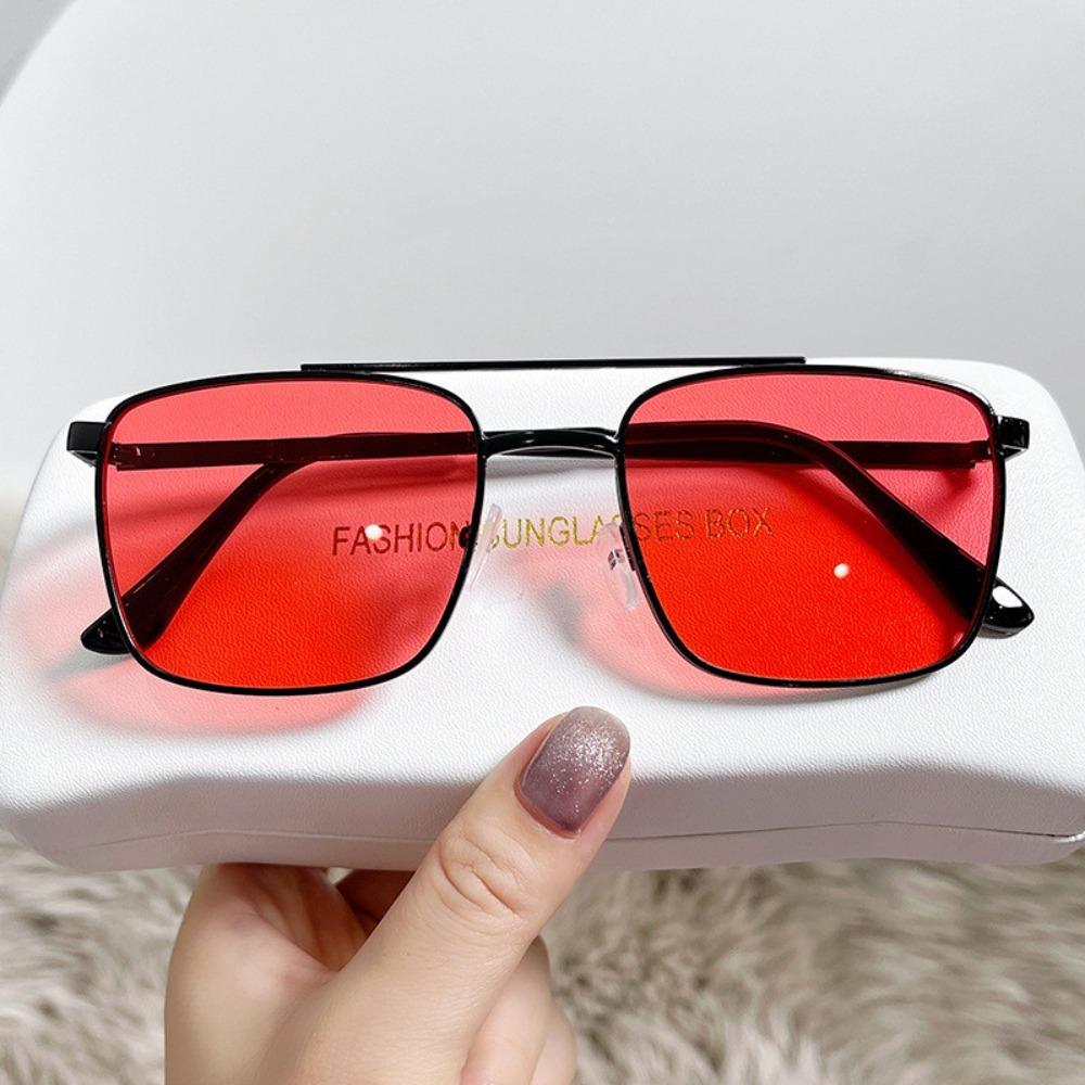 Fashion Metal Square Frame Women s Outdoor Sunglasses Classic Double Beam Glasses
Fashion Metal Square Frame Women s Outdoor Sunglasses Classic Double Beam Glasses