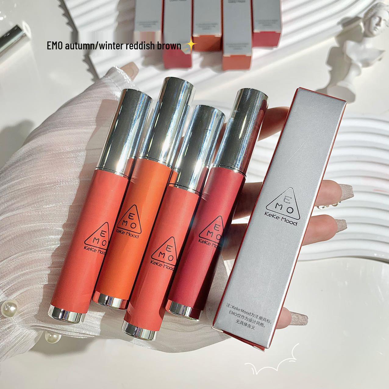 KekeMood Rust Brown Matte Lip Gloss: Long-lasting Velvet Finish, Affordable, Perfect for Students and Trendsetters.
KekeMood Rust Brown Matte Lip Gloss: Long-lasting Velvet Finish, Affordable, Perfect for Students and Trendsetters.