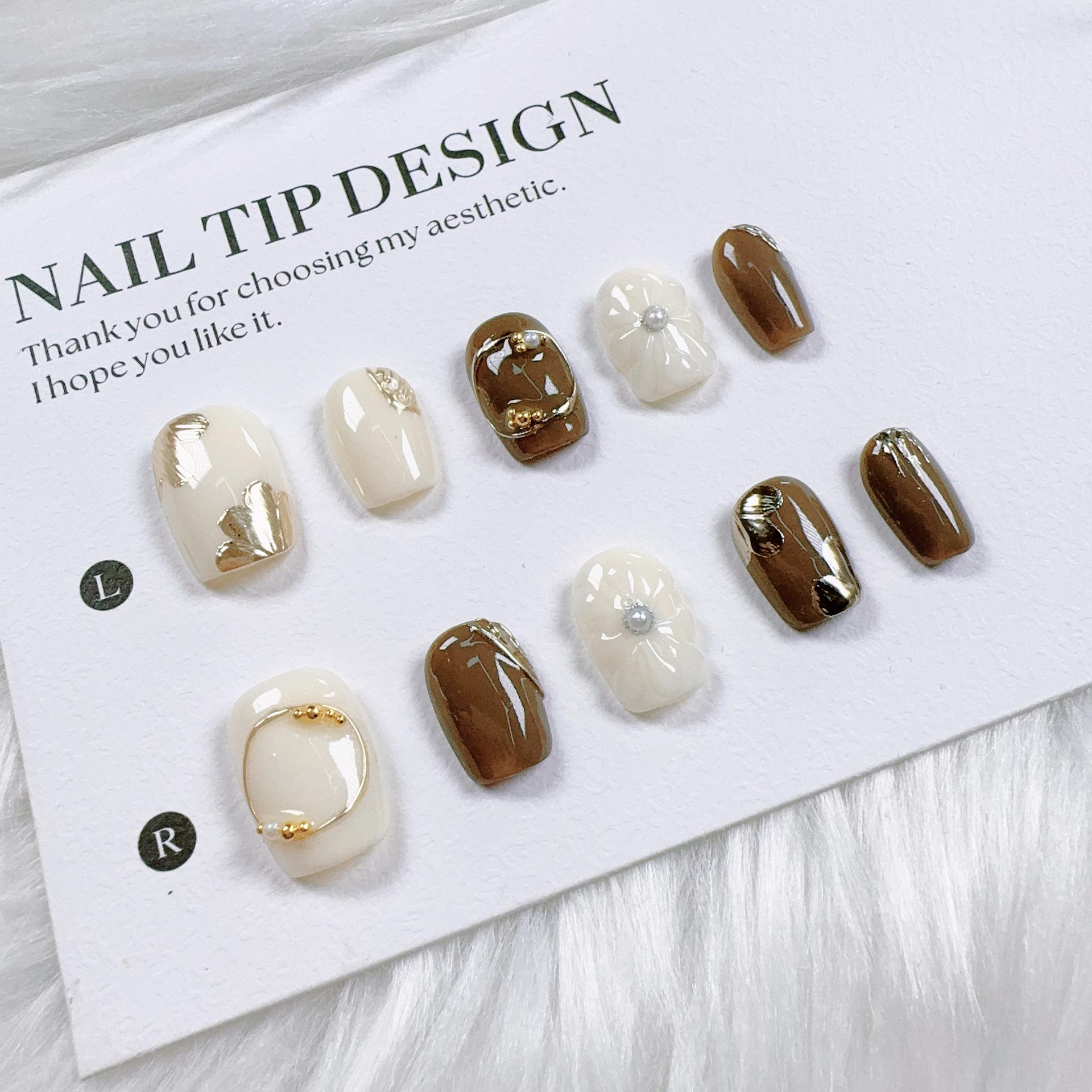 Handmade Caramel Gold Cat Eye Crystal Stone Nail Patches with Floral Design Extra Small
Handmade Caramel Gold Cat Eye Crystal Stone Nail Patches with Floral Design Extra Small