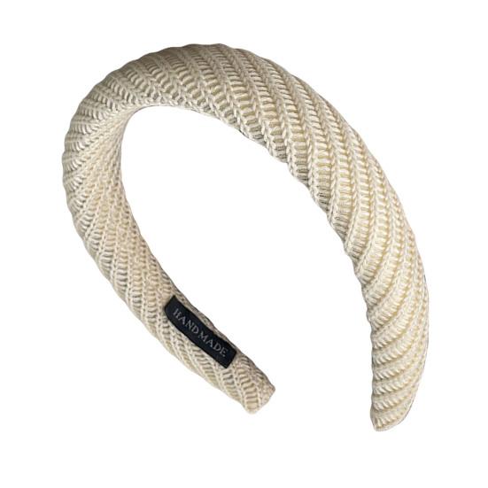 Women Headband Wide Brim Anti-Slip Waffle Sponge Filling Handmade Knitting Hair Hoop Autumn Winter Hair Accessory бежевий
Women Headband Wide Brim Anti-Slip Waffle Sponge Filling Handmade Knitting Hair Hoop Autumn Winter Hair Accessory бежевий