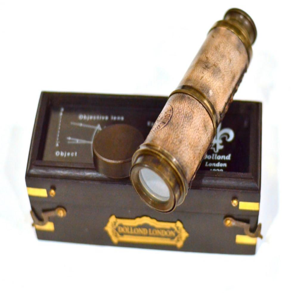 Антикварный пиратский морской телескоп из латуни и кожи в викторианском стиле с деревянным ящиком, гравированная подзорная труба, морской телескоп как
Антикварный пиратский морской телескоп из латуни и кожи в викторианском стиле с деревянным ящиком, гравированная подзорная труба, морской телескоп как