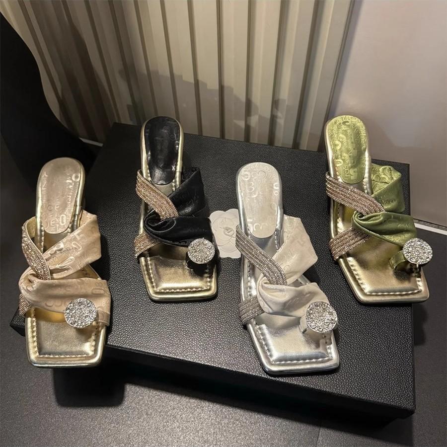 Fashion square head high heel cover toe outer slippers women s new rhinestone word with thin heels cool slippers 35 зелёный
Fashion square head high heel cover toe outer slippers women s new rhinestone word with thin heels cool slippers 35 зелёный