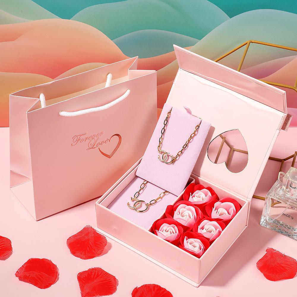 Gift Set For Girlfriends+2 Pieces Necklace Collarbone Chain New Trendy Titanium Steel Bracelet Color Preserving Women s Jewelry Set
Gift Set For Girlfriends+2 Pieces Necklace Collarbone Chain New Trendy Titanium Steel Bracelet Color Preserving Women s Jewelry Set