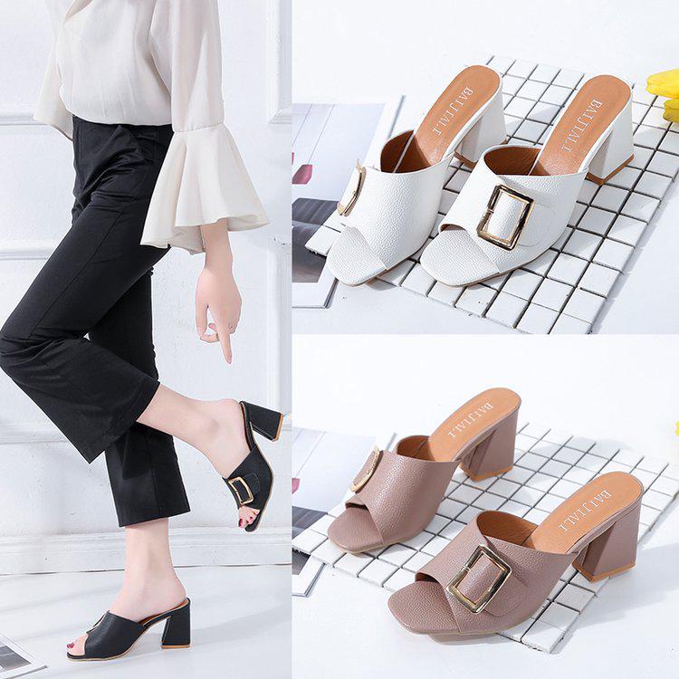 Slippers women s summer new thick heel one-word high heel large size cool slippers fish mouth square buckle slippers 35
Slippers women s summer new thick heel one-word high heel large size cool slippers fish mouth square buckle slippers 35