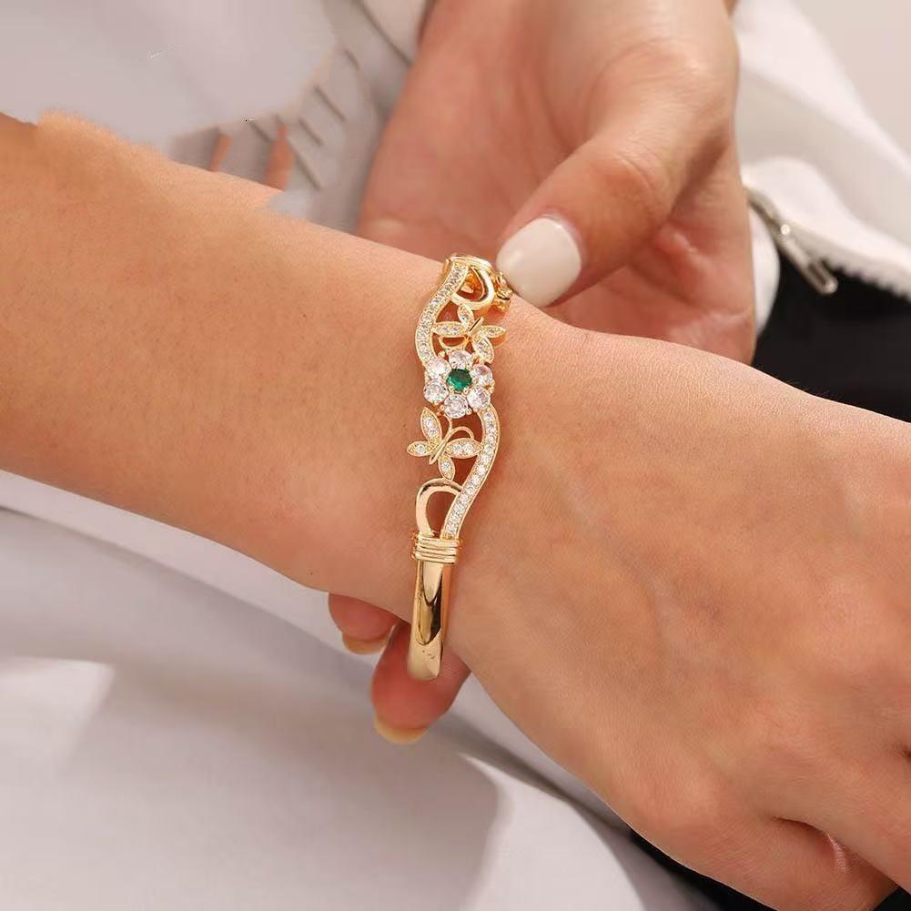 Fashion Hollow Butterfly Zircon Bracelet For Women Elegant Versatile Jewelry Gift золотий
Fashion Hollow Butterfly Zircon Bracelet For Women Elegant Versatile Jewelry Gift золотий