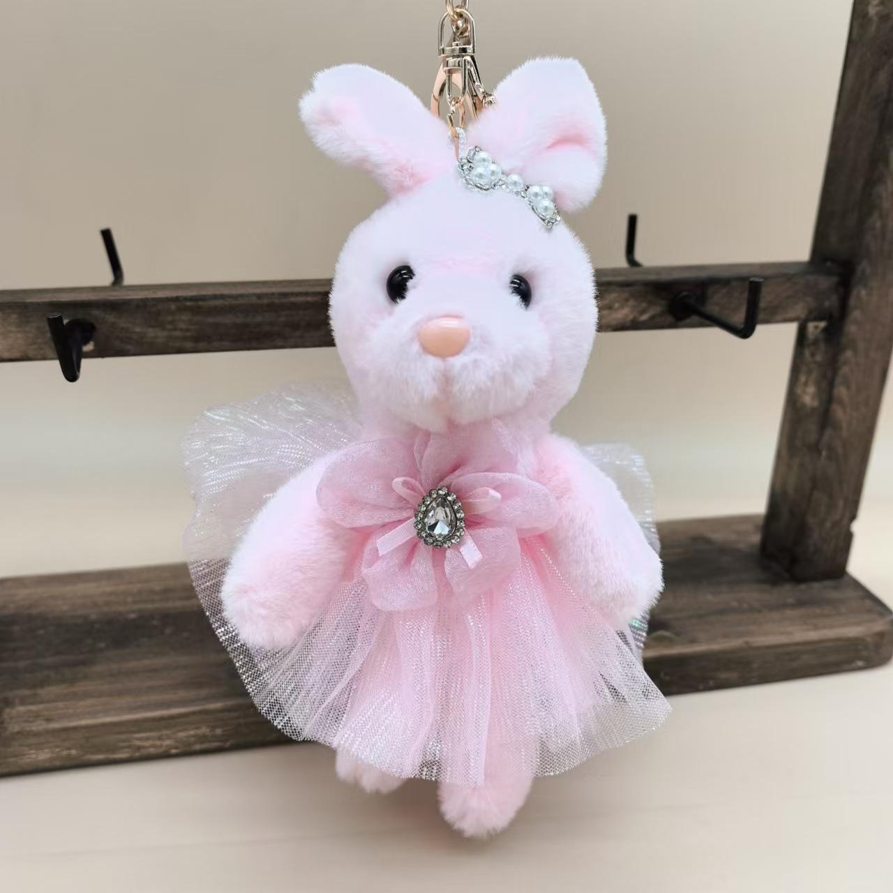 Очаровательный плюшевый брелок-подвеска в виде кролика - украшение для автомобиля и свадебный подарок 17cm
Очаровательный плюшевый брелок-подвеска в виде кролика - украшение для автомобиля и свадебный подарок 17cm
