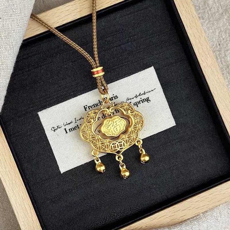 Золотой песок филигрань Жуи замок мира кулон ожерелье - женский аксессуар под золото
Золотой песок филигрань Жуи замок мира кулон ожерелье - женский аксессуар под золото