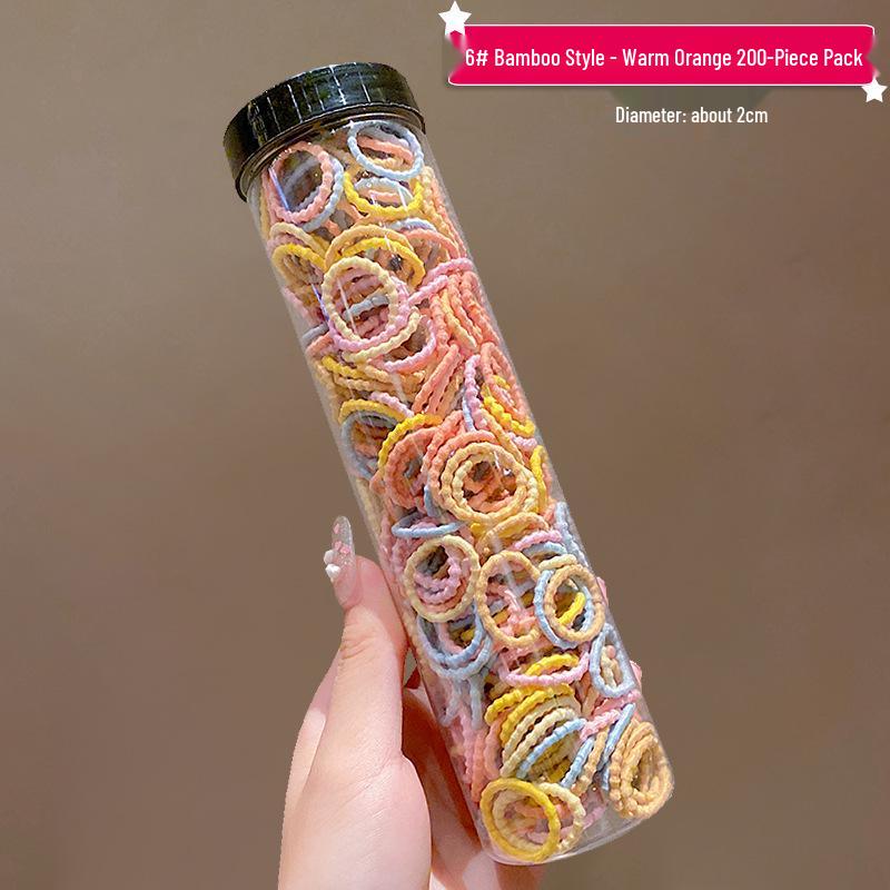 Не повреждающие эластичные резинки для волос: Идеально для детских хвостиков и конфетно-цветных причесок маленькой девочки.
Не повреждающие эластичные резинки для волос: Идеально для детских хвостиков и конфетно-цветных причесок маленькой девочки.