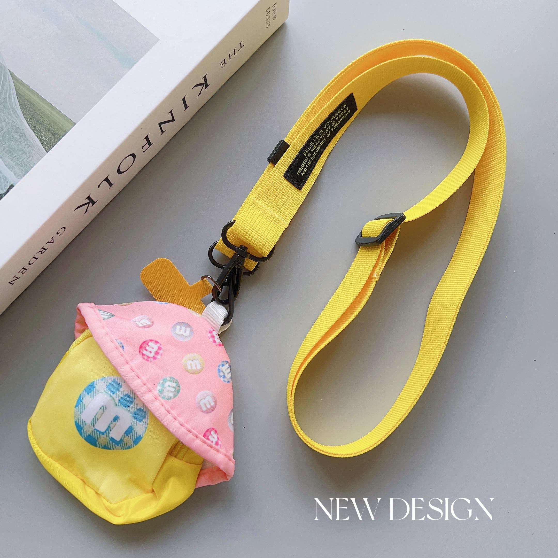Adjustable Phone Strap Crossbody Lanyard Dual-Purpose Wide Cloth Rope Sturdy Durable Little Bee Design Walelt for Mobile Phones Polyester / Nylon
Adjustable Phone Strap Crossbody Lanyard Dual-Purpose Wide Cloth Rope Sturdy Durable Little Bee Design Walelt for Mobile Phones Polyester / Nylon
