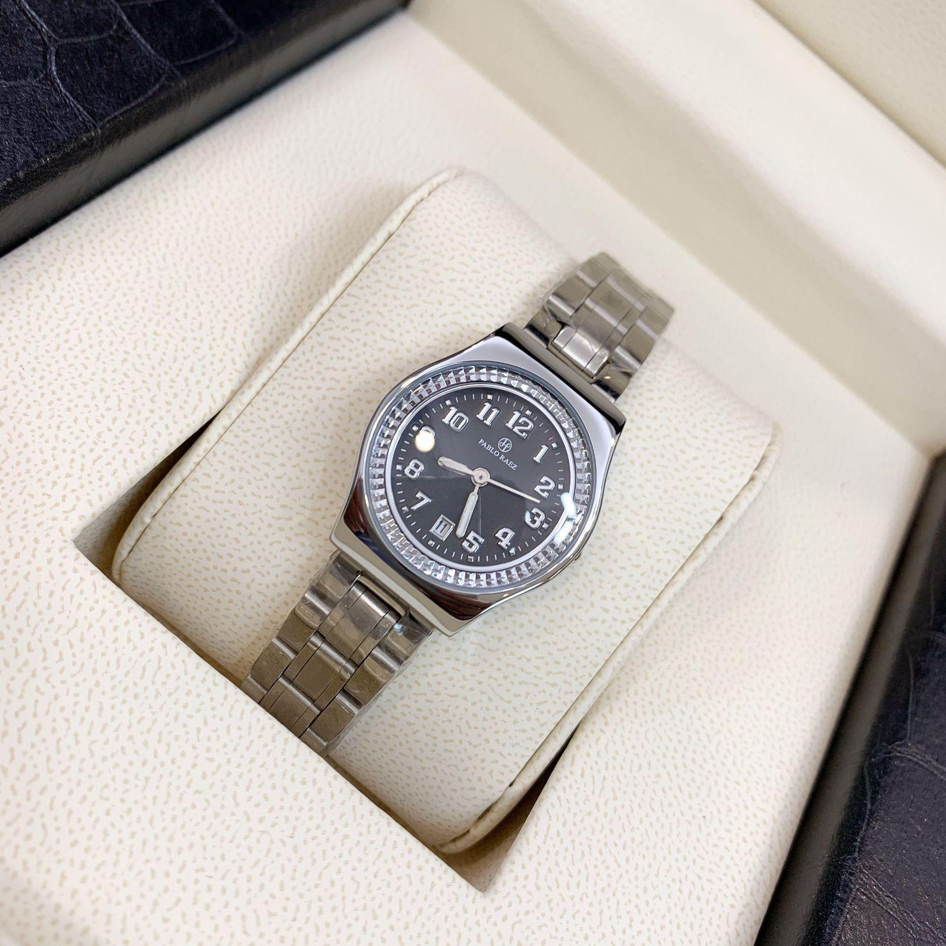 Women s Luxury Stainless Steel Waterproof Couple Watch with 3D Dial - Free Shipping
Women s Luxury Stainless Steel Waterproof Couple Watch with 3D Dial - Free Shipping