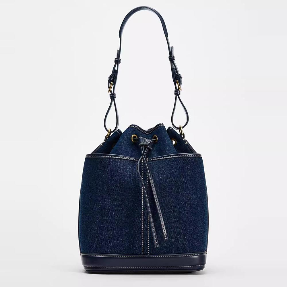 Fashion Denim Bucket Bags for Women Luxury Designer Handbags Canvas Shoulder Bag Drawstring Women s Bag 30x24x12cm
Fashion Denim Bucket Bags for Women Luxury Designer Handbags Canvas Shoulder Bag Drawstring Women s Bag 30x24x12cm