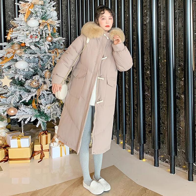 Пуховик Pinghu жіночий Changdong нова мода великий хутряний комір теплий роговий гудзик вище коліна для приховування м яса пуховик з білого качиного пуху тренд M
Пуховик Pinghu жіночий Changdong нова мода великий хутряний комір теплий роговий гудзик вище коліна для приховування м яса пуховик з білого качиного пуху тренд M