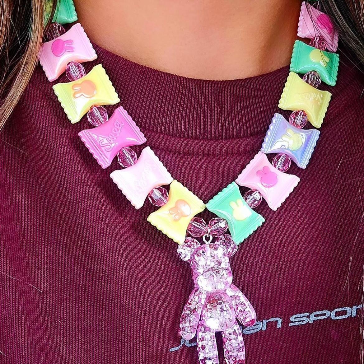 Wind personality rainbow acrylic candy violent bear colorful necklace
Wind personality rainbow acrylic candy violent bear colorful necklace
