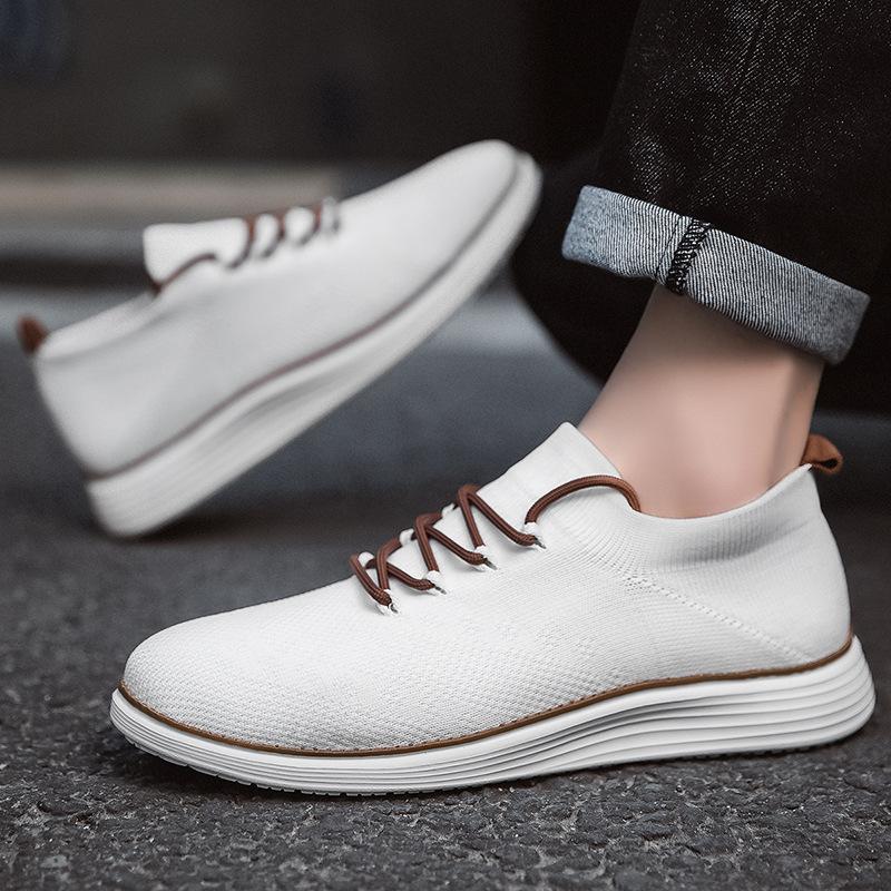 New lightweight lace-up casual breathable fly-woven men s large-size sports shoes 35 темно-синього кольору
New lightweight lace-up casual breathable fly-woven men s large-size sports shoes 35 темно-синього кольору
