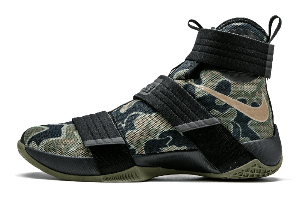 Nike LeBron Zoom Soldier 10 Камуфляж 844378-022 42.5
Nike LeBron Zoom Soldier 10 Камуфляж 844378-022 42.5