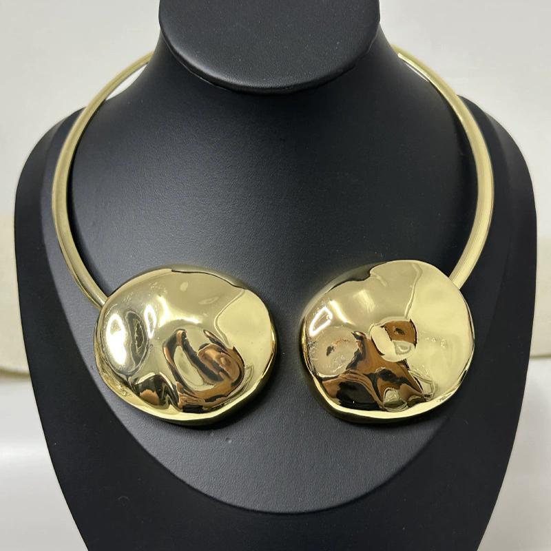 Exaggerated Personality Metallic Smooth Pleated Round Cake Shape Double Head Collar High Sense Chic Punk Necklace Women s Jewelr Other
Exaggerated Personality Metallic Smooth Pleated Round Cake Shape Double Head Collar High Sense Chic Punk Necklace Women s Jewelr Other