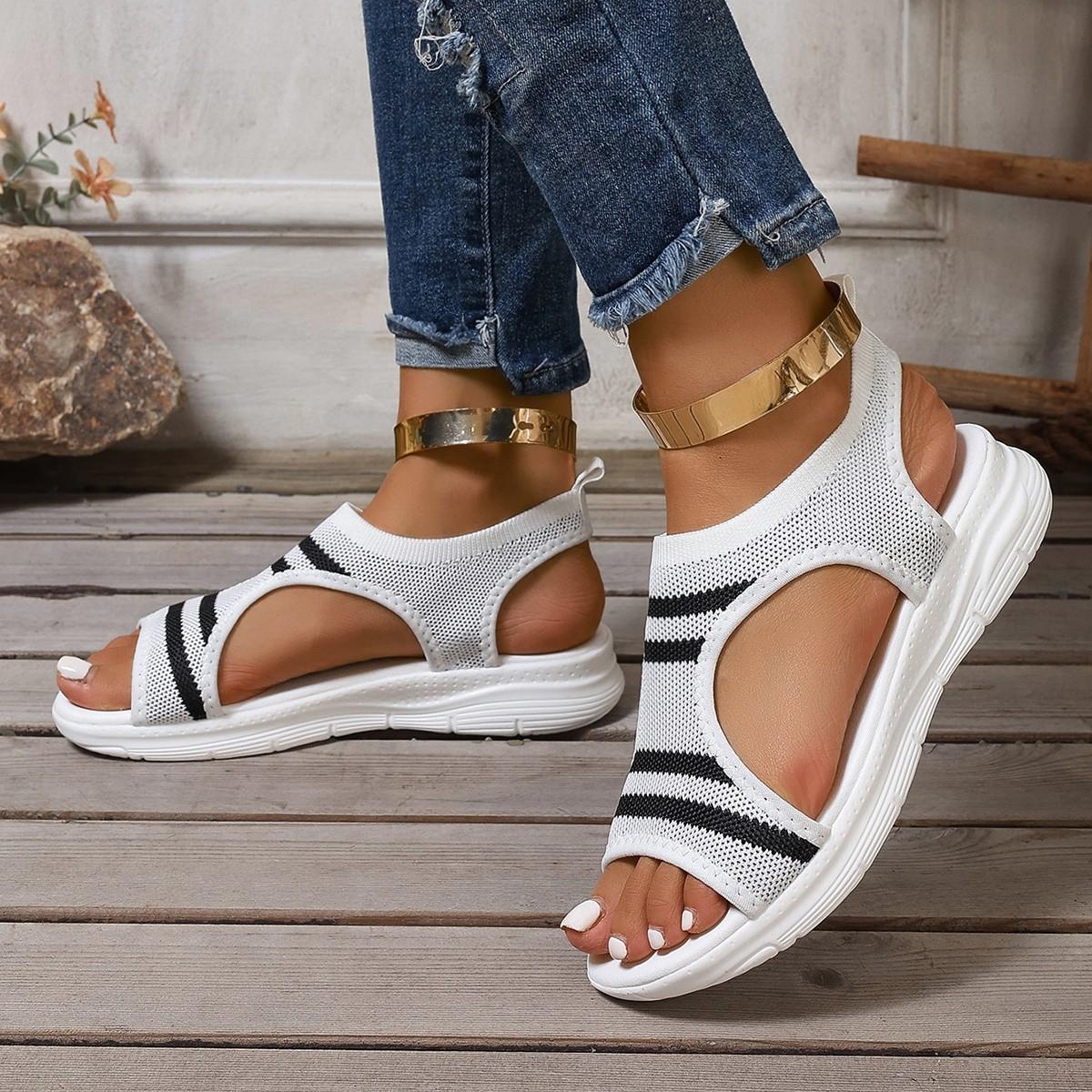 Foreign trade fly-woven thick-soled casual sandals 2025 summer new large-size women s shoes European and American fashion hollow fish mouth sandals 36 чорний
Foreign trade fly-woven thick-soled casual sandals 2025 summer new large-size women s shoes European and American fashion hollow fish mouth sandals 36 чорний