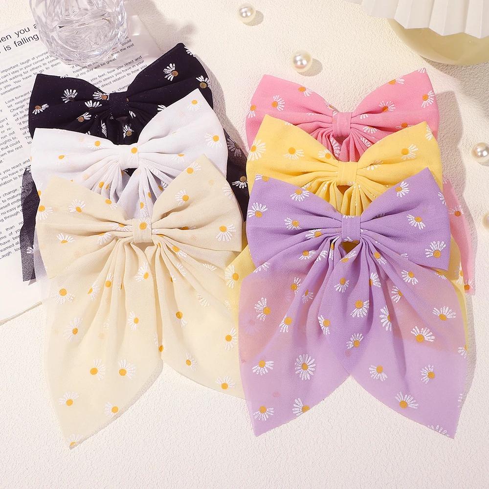 LOVEKIKI 1Pcs Lovely Daisy Flower Mesh Bow Hair Clips for Girls Kids Headwear Children s Hair Accessories Hairclip Hair Pin
LOVEKIKI 1Pcs Lovely Daisy Flower Mesh Bow Hair Clips for Girls Kids Headwear Children s Hair Accessories Hairclip Hair Pin