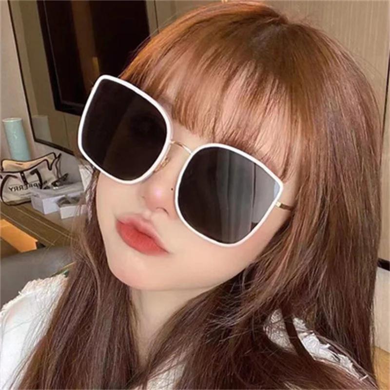 Oval Cat Eye Sunglasses for Women Metal Rimless shades Luxury Sunglasses Female Driving Glasses zonnebril dames
Oval Cat Eye Sunglasses for Women Metal Rimless shades Luxury Sunglasses Female Driving Glasses zonnebril dames
