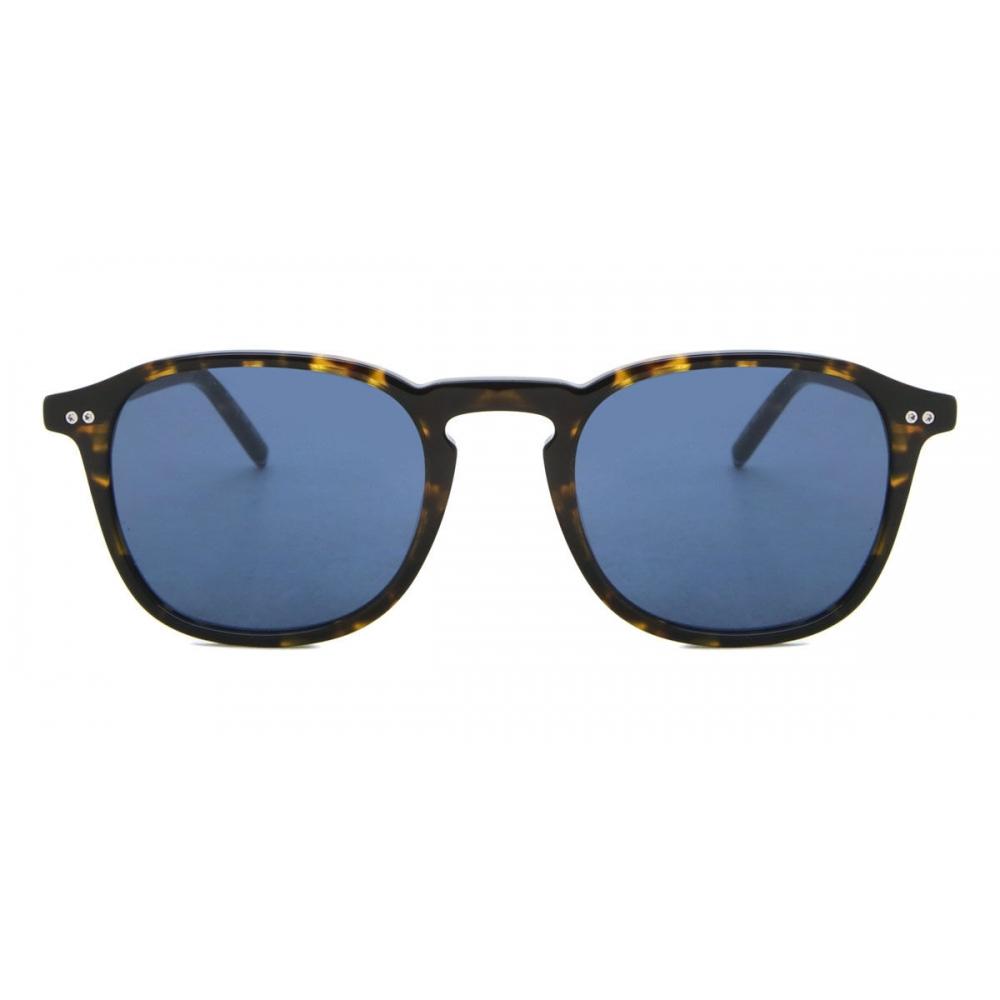 Tommy Hilfiger Th 1939 S 086 Ku Men SunglaSSeS Tortoise/51-22-150
Tommy Hilfiger Th 1939 S 086 Ku Men SunglaSSeS Tortoise/51-22-150