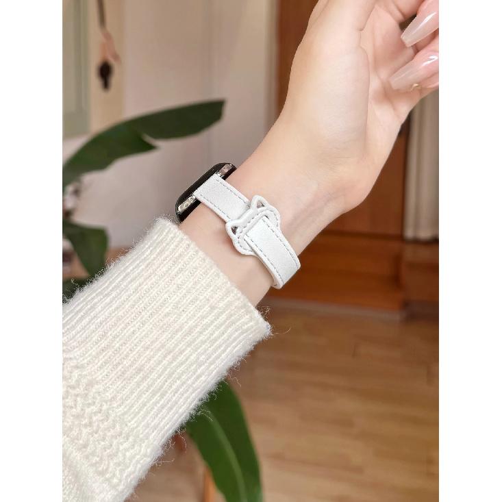 Advanced Leather loop For Apple Watch band correa cute women 44mm 40 45 41 49 42 38 Series 11 10 9 8 SE 7 6 5 4 3 Strap 38mm40mm41mm белый
Advanced Leather loop For Apple Watch band correa cute women 44mm 40 45 41 49 42 38 Series 11 10 9 8 SE 7 6 5 4 3 Strap 38mm40mm41mm белый
