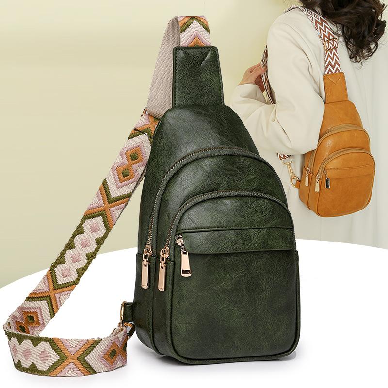 Hot shoulder messenger bag women s simple fashion casual locomotive bag women s texture PU women s breast bag wholesale рожевий
Hot shoulder messenger bag women s simple fashion casual locomotive bag women s texture PU women s breast bag wholesale рожевий