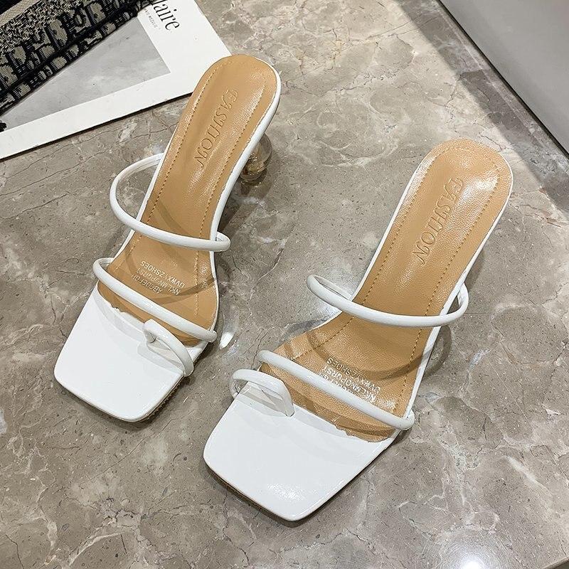 Модные женские сандалии, повседневная необычная обувь на высоком каблуке для женщин, однотонные летние сандалии без шнуровки с кристаллами, большие размеры 35 белый
Модные женские сандалии, повседневная необычная обувь на высоком каблуке для женщин, однотонные летние сандалии без шнуровки с кристаллами, большие размеры 35 белый