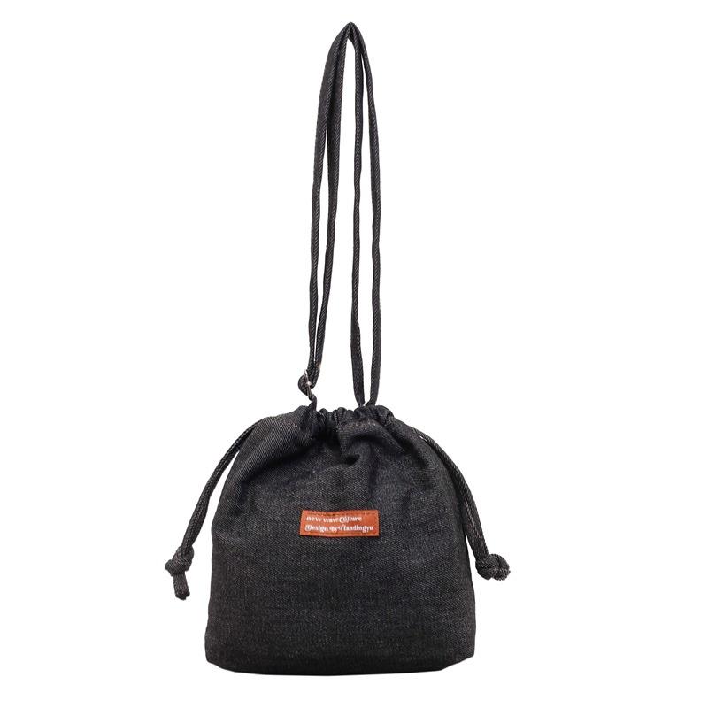 Women s Denim Bag2026New casual and stylish solid color shoulder crossbody bag, fashiable and versatile drawstring bucket bag чёрный
Women s Denim Bag2026New casual and stylish solid color shoulder crossbody bag, fashiable and versatile drawstring bucket bag чёрный