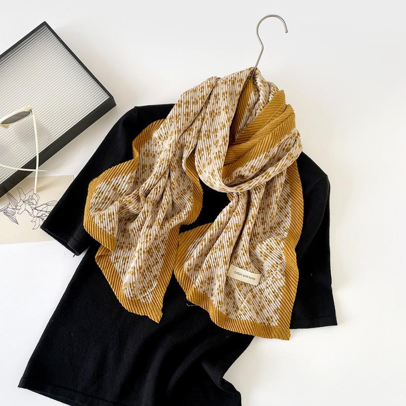 Retro fashion versatile scarf double-layer crumpled scarf girls printed imitation cotton and linen shawl outer cover 162*40cm
Retro fashion versatile scarf double-layer crumpled scarf girls printed imitation cotton and linen shawl outer cover 162*40cm