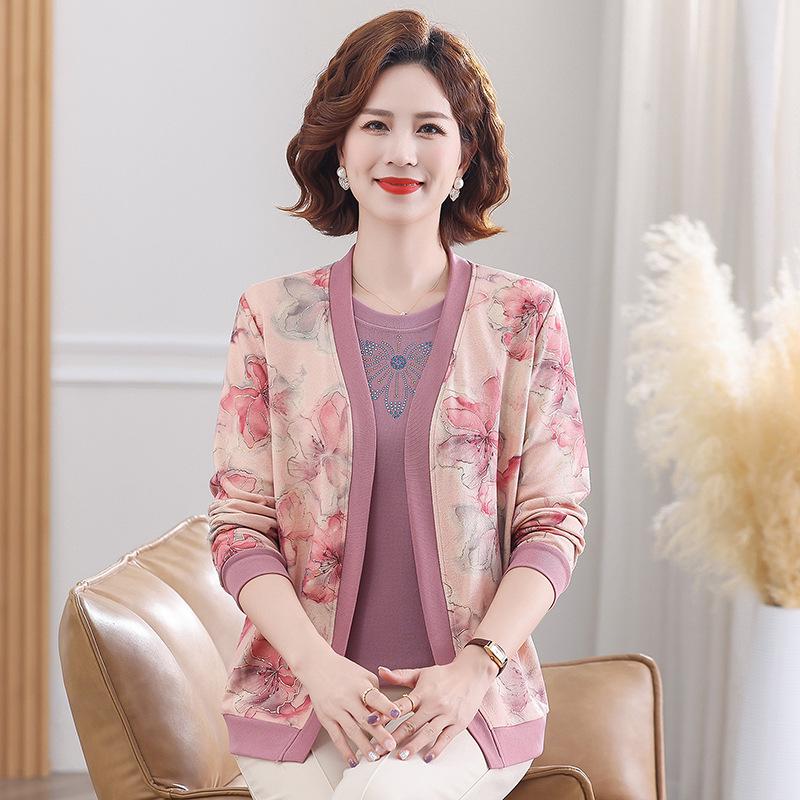 2026 Spring/Summer Collection: Stylish Printed Cardigan & Blue Embroidered Top for Middle-Aged and Elderly Women 4XL (135-145 kg) фіолетовий
2026 Spring/Summer Collection: Stylish Printed Cardigan & Blue Embroidered Top for Middle-Aged and Elderly Women 4XL (135-145 kg) фіолетовий