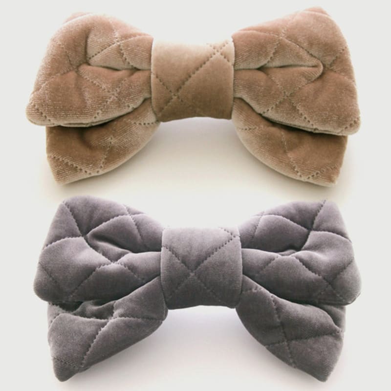 J.Lauren Quilting Ribbon Auto Hair Pin H01322 beige
J.Lauren Quilting Ribbon Auto Hair Pin H01322 beige