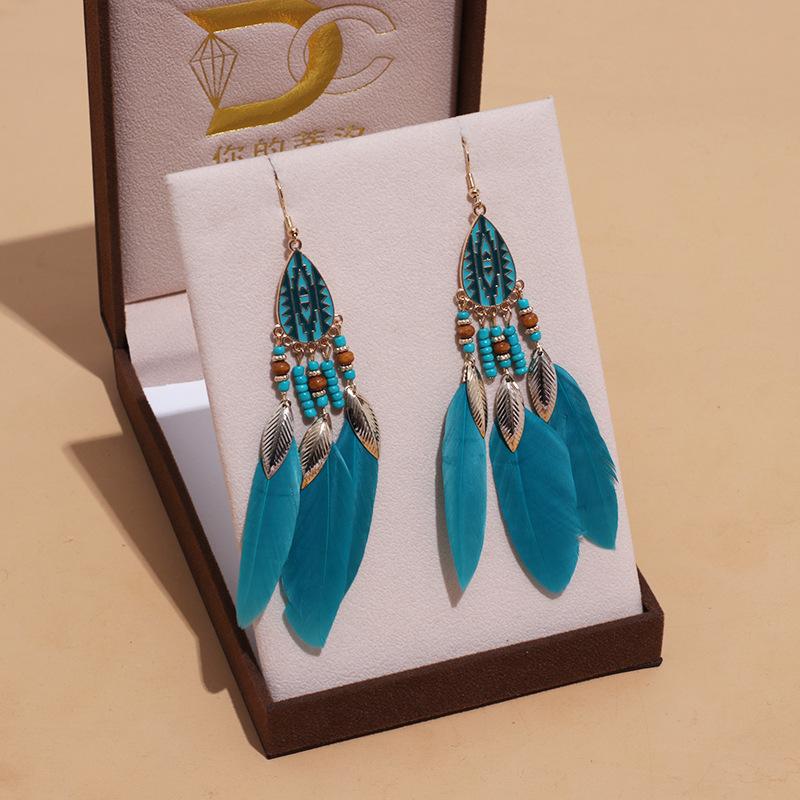 Bohemian Ethnic Long Feather Earrings Boho Water Drop Gold Color Chain Tassel Earrings for Women Bride Wedding Party Jewelry
Bohemian Ethnic Long Feather Earrings Boho Water Drop Gold Color Chain Tassel Earrings for Women Bride Wedding Party Jewelry