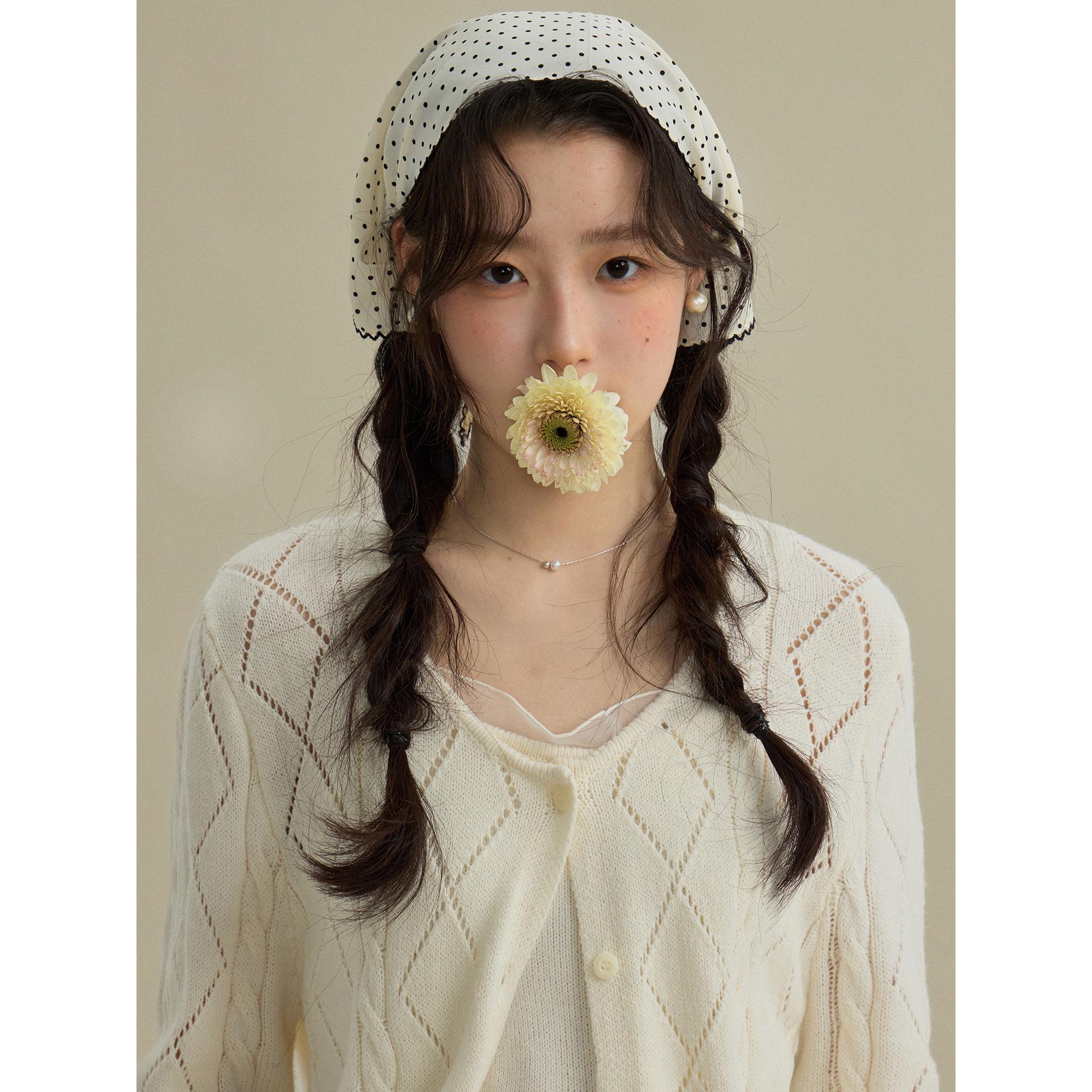 Ge Ming Retro Mesh Lace Camisole & Hollow Knit Cardigan Women s Spring Set One Size (85-120 cm) білий
Ge Ming Retro Mesh Lace Camisole & Hollow Knit Cardigan Women s Spring Set One Size (85-120 cm) білий