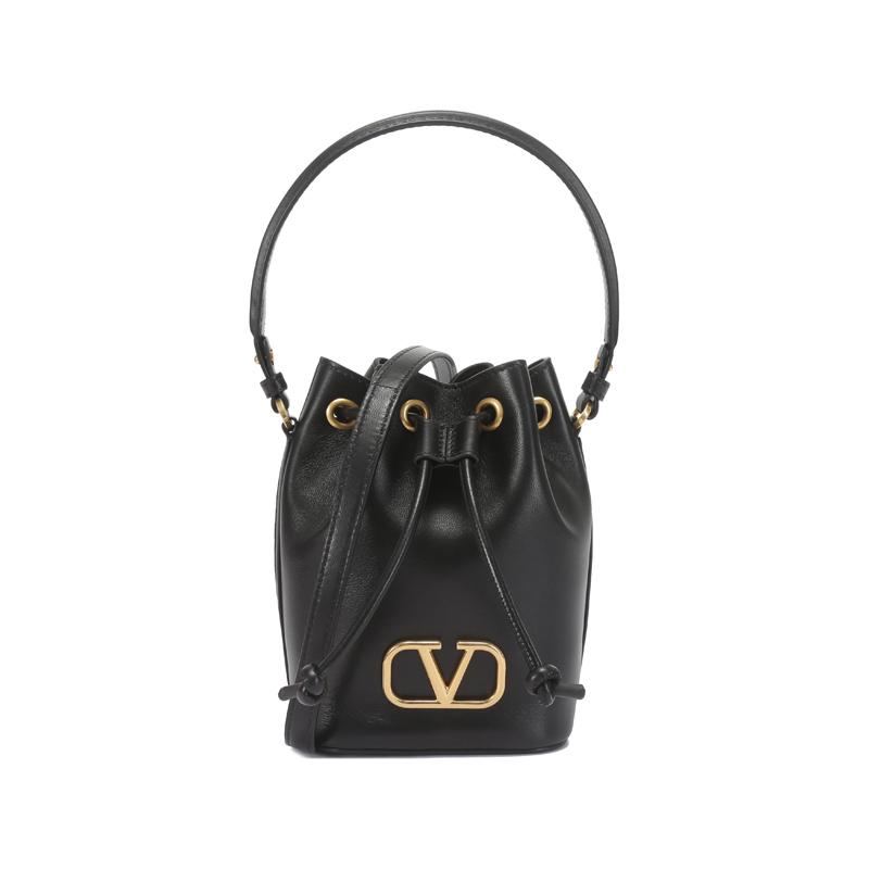 Valentino Vlogo Signature Brand Logo Lambskin Bucket Bag Mini Women Handbags Black 5W2P0Z44VNL0NO Box(Basic Set+Box)
Valentino Vlogo Signature Brand Logo Lambskin Bucket Bag Mini Women Handbags Black 5W2P0Z44VNL0NO Box(Basic Set+Box)