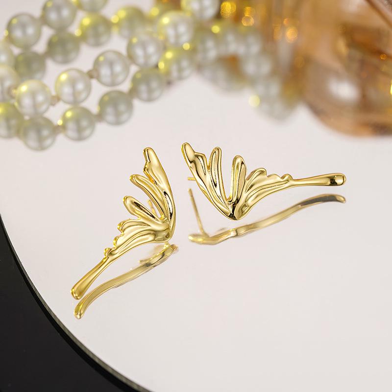 Exquisite Butterfly Earrings: 925 Silver & Gold-Plated Design, Perfect for Summer - Japanese and Korean Style
Exquisite Butterfly Earrings: 925 Silver & Gold-Plated Design, Perfect for Summer - Japanese and Korean Style