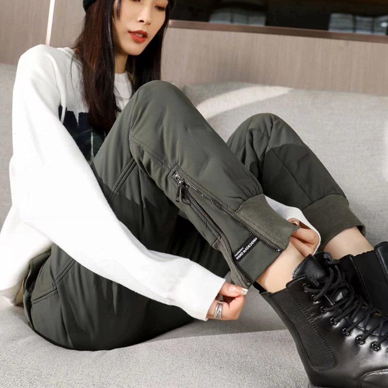 2024 Winter Women s Thick Warm Cotton Harem Pants: Fashionable, Cold-Proof, Loose Fit for Mothers 3XL (Recommend 145-160 jin)
2024 Winter Women s Thick Warm Cotton Harem Pants: Fashionable, Cold-Proof, Loose Fit for Mothers 3XL (Recommend 145-160 jin)