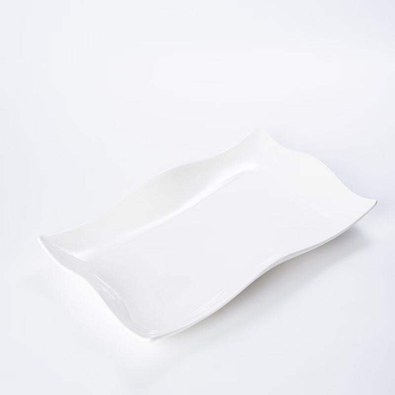 LISM Ceramic Wavy Fish Plate
LISM Ceramic Wavy Fish Plate