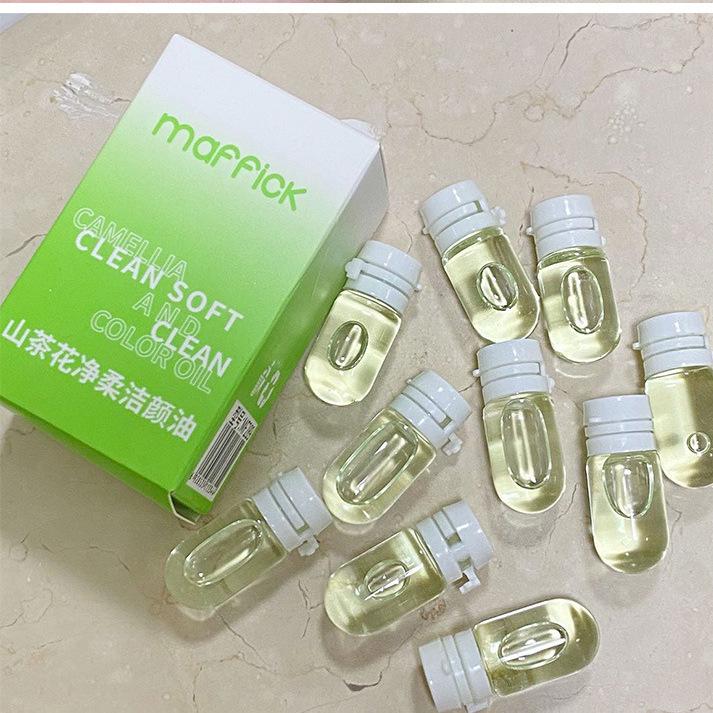 Maffick Camellia Очищувальна олія для подорожей одноразового використання - Зручна та Прозора
Maffick Camellia Очищувальна олія для подорожей одноразового використання - Зручна та Прозора