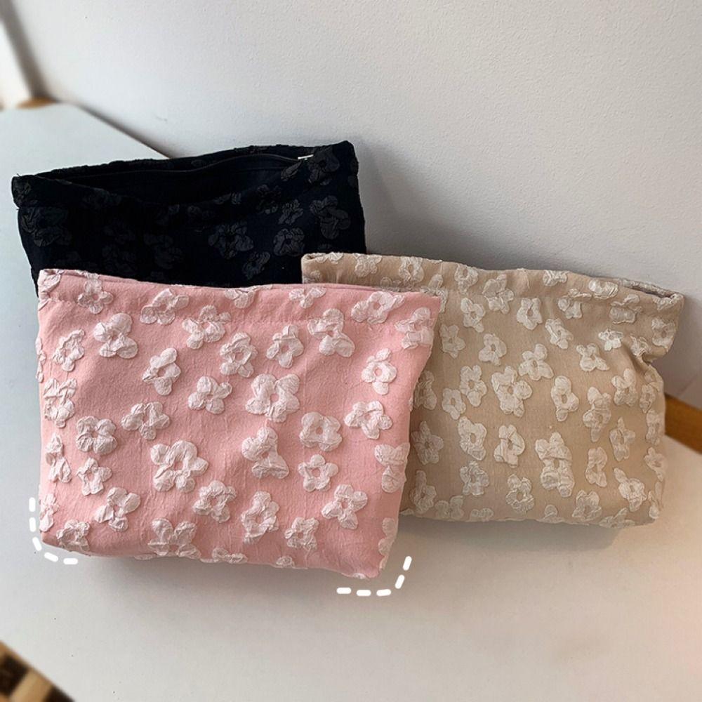 Ins Wind Toiletry Bag Portable Storage Organizer Durable Cosmetic Pouch Girl style 3
Ins Wind Toiletry Bag Portable Storage Organizer Durable Cosmetic Pouch Girl style 3