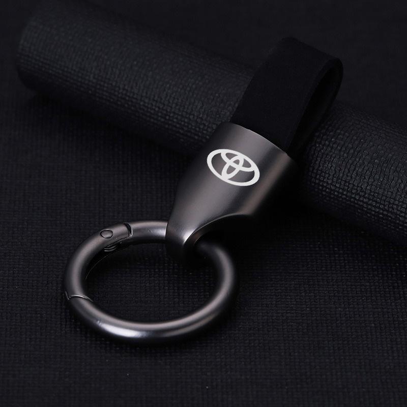 Simply styling Leather Alloy Car Keyring Keychain Key Holder For Toyota 86 Corolla Prius YARiS Hilux CHR SUPRA RAV4 Accessories чёрный
Simply styling Leather Alloy Car Keyring Keychain Key Holder For Toyota 86 Corolla Prius YARiS Hilux CHR SUPRA RAV4 Accessories чёрный