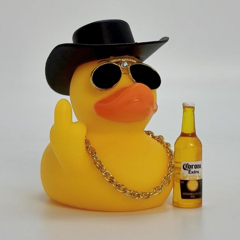1 Set Cool Rubber Duck With Small Wine Bottle Beer Home Car Ornament Funny Middle Finger Duck Car Dashboard Decoration Gift A2
1 Set Cool Rubber Duck With Small Wine Bottle Beer Home Car Ornament Funny Middle Finger Duck Car Dashboard Decoration Gift A2
