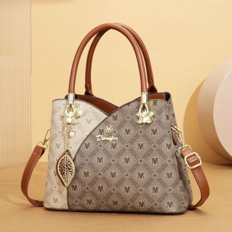 bag high-end sense retro large-capacity printed women s bag new fashion tote bag shoulder bag handbag women
bag high-end sense retro large-capacity printed women s bag new fashion tote bag shoulder bag handbag women