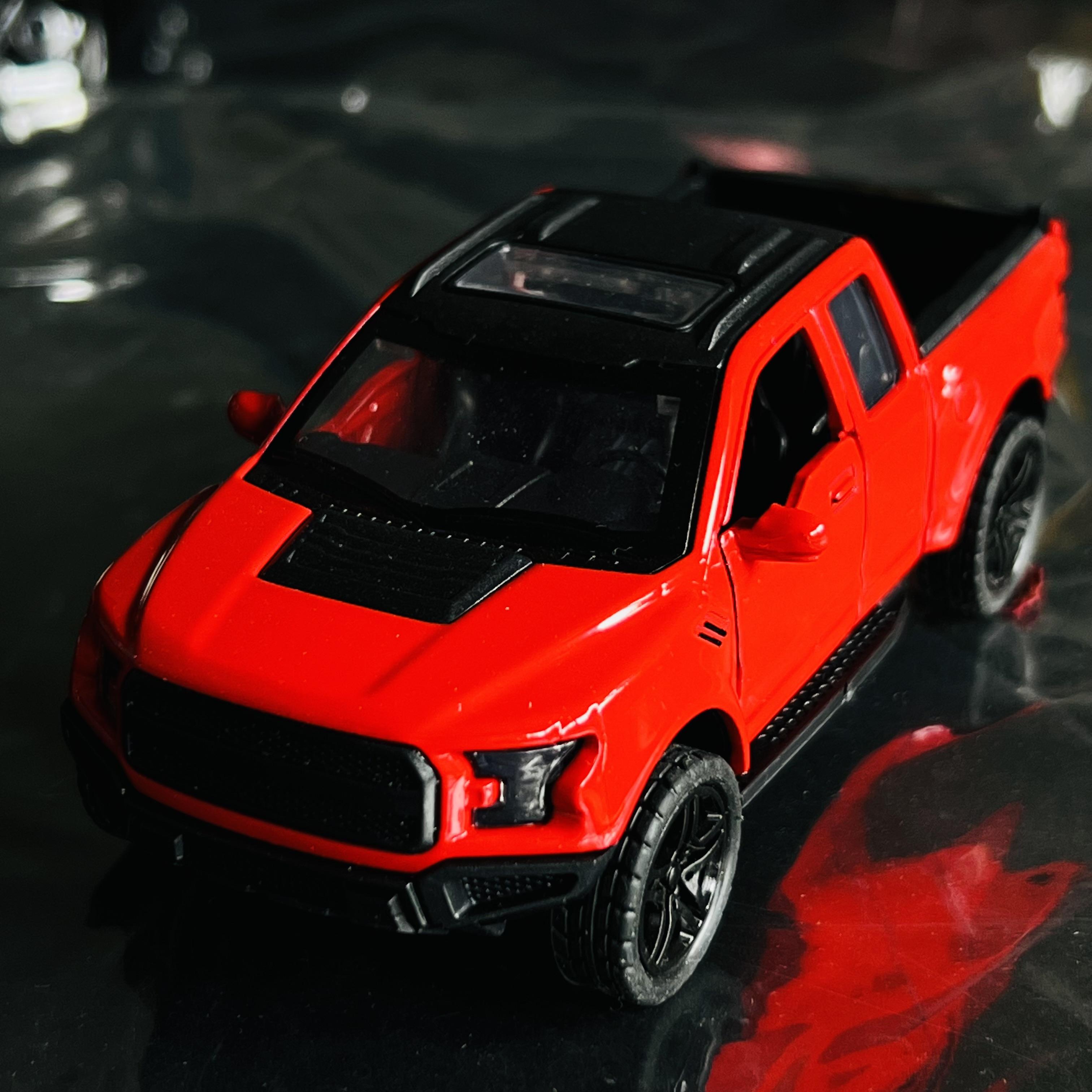Simulation alloy car model, children s toy, door opening pickup truck, car model, cake decoration ornament красный
Simulation alloy car model, children s toy, door opening pickup truck, car model, cake decoration ornament красный